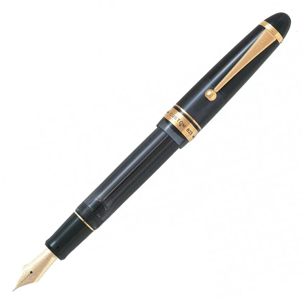 Pilot Custom 823 Black Fountain Pen - pen-script